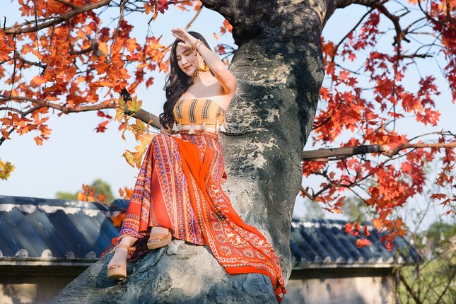 Giới trẻ khoe sắc rạng rỡ ở "phim trường Hàn Quốc" lãng mạn giữa lòng Hà Nội ảnh 4