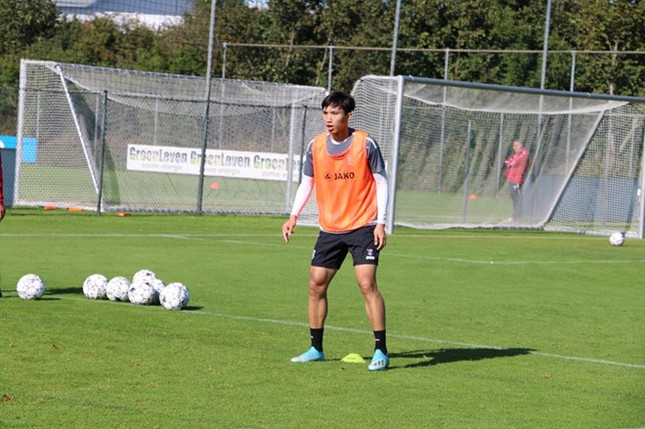 "Đoàn Văn Hậu đã ra mắt rất hứa hẹn ở CLB SC Heerenveen" ảnh 2