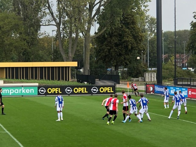 "Đoàn Văn Hậu đã ra mắt rất hứa hẹn ở CLB SC Heerenveen" ảnh 5