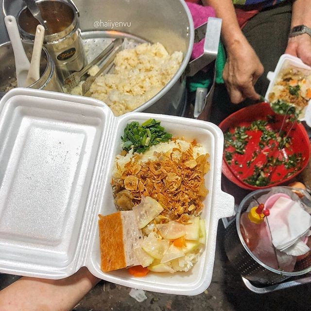 Tranh thủ thưởng thức xôi sắn nóng hổi vào mùa ngon nhất trong năm ảnh 3