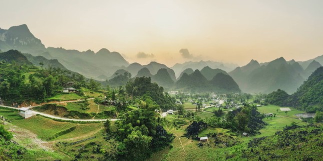 Những con đường Việt Nam đẹp mê mẩn qua lăng kính nhiếp ảnh gia người Úc ảnh 10