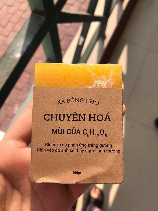 Loạt "xà bông" dành cho học sinh khối chuyên: "Đúng là chỉ có học sinh mới nghĩ ra được!" ảnh 3