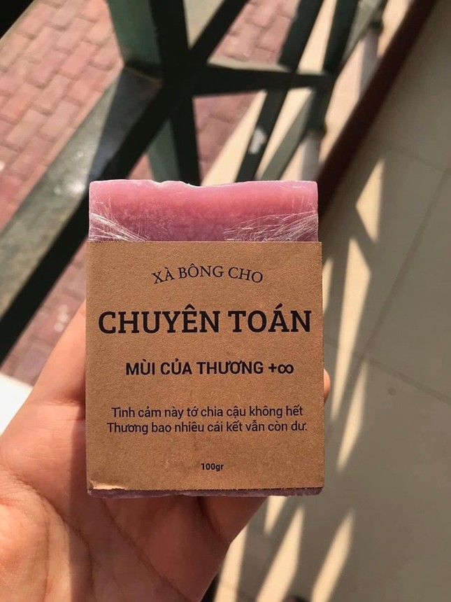 Loạt "xà bông" dành cho học sinh khối chuyên: "Đúng là chỉ có học sinh mới nghĩ ra được!" ảnh 6
