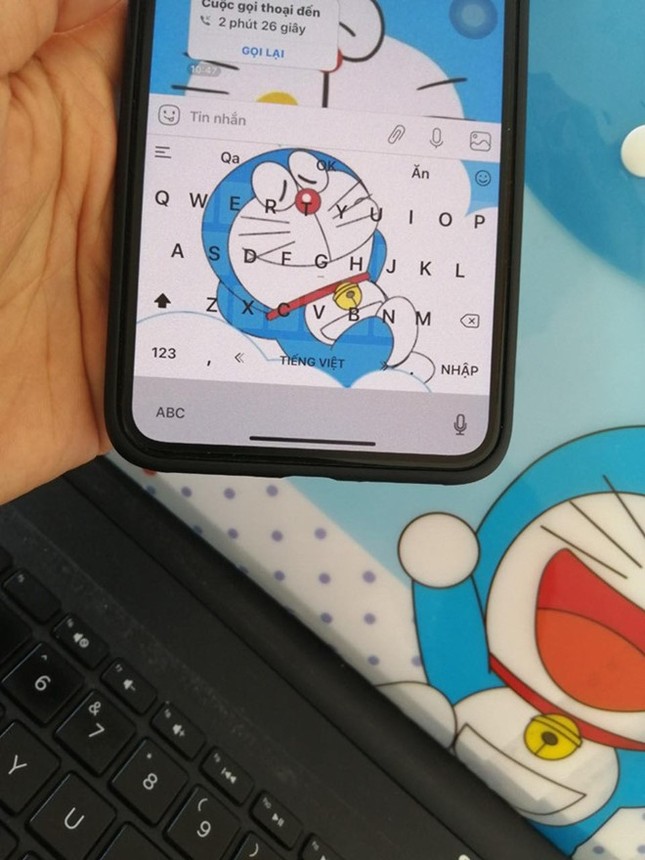 Cô gái 27 tuổi thiết kế phòng ngủ ngập tràn hình Doraemon ảnh 9