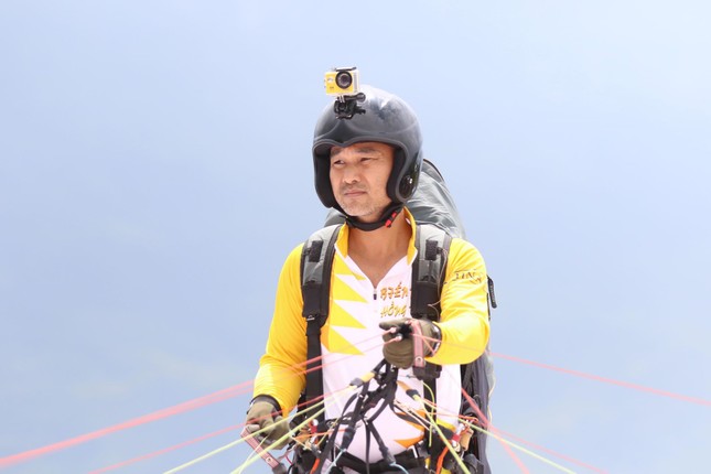 Những cánh dù bay lượn trên biển mây Hồng Thái, Tuyên Quang ảnh 6