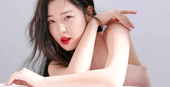 Sau cái chết của Sulli, netizen Hàn bất ngờ ủng hộ việc sử dụng danh tính thật trên mạng ảnh 2