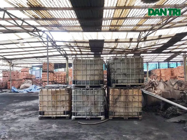 Manh mối nào khiến thủ phạm đổ chất thải “đầu độc” nguồn nước sông Đà bị bắt giữ? ảnh 3