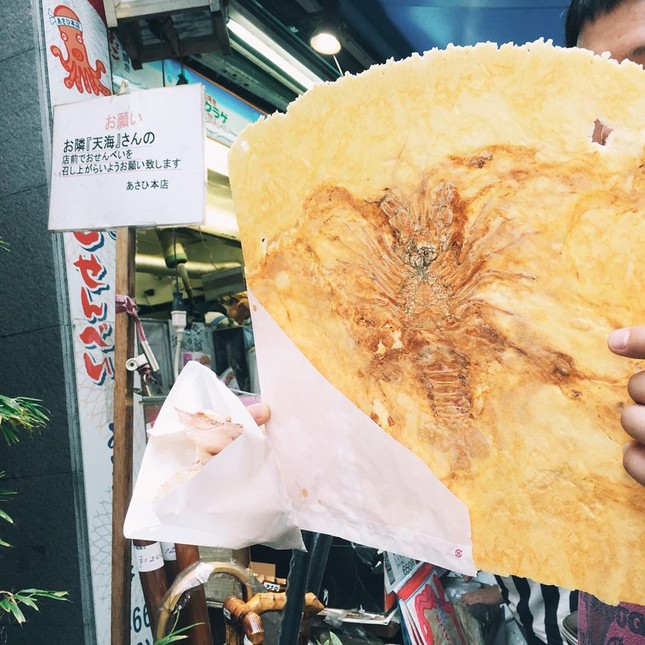 Bánh gạo hóa thạch, món ngon Nhật Bản khiến du khách vô cùng tò mò ảnh 7