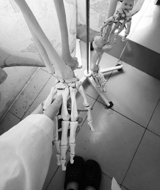 Nỗi khổ của sinh viên trường Y: Khi quá cô đơn, con người ta thường… trở nên kỳ cục ảnh 5