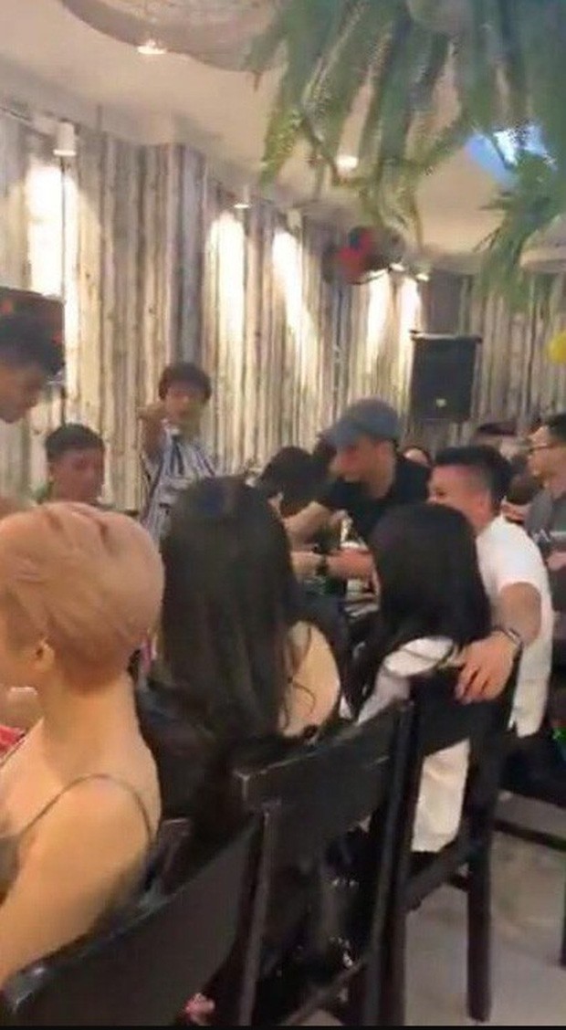 Không quay lại với Nhật Lê, Quang Hải đã có bạn gái mới là hotgirl m52 được báo Trung khen ngợi? ảnh 5