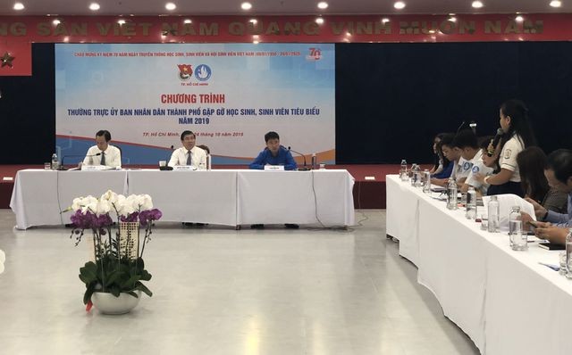 “Ám ảnh” kẹt xe mỗi sáng đi học, nữ sinh kiến nghị đổi giờ học ảnh 1