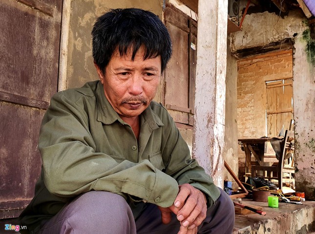 Lời kể của bố mẹ có con mất liên lạc trên đường sang Anh ảnh 1