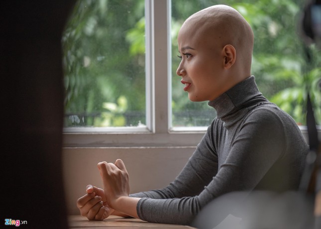 Nữ sinh ĐH Ngoại thương: "Không nghĩ ung thư đến khi mới 19 tuổi" ảnh 1