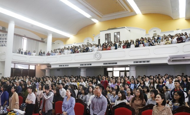 Định vị bản thân, định hướng nghề nghiệp - chủ đề "nóng" mà giới trẻ Hà Nội không muốn bỏ lỡ ảnh 1
