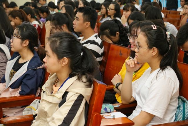 “Sử dụng mạng xã hội quá nhiều dễ mắc bệnh hoang tưởng” ảnh 2