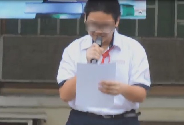 Nam sinh ở TP.HCM bị kỷ luật vì xúc phạm nhóm nhạc Hàn Quốc ảnh 1