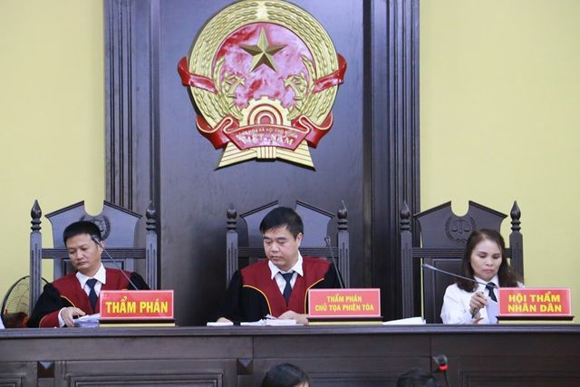 Công khai danh tính 46 đảng viên có con được nâng điểm ở Sơn La ảnh 1