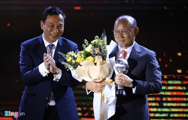 HLV Park: "Tôi biết ơn những người ở bên tôi khi khó khăn nhất" ảnh 1