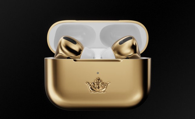 Đỉnh cao của sự xa xỉ là đây: Tai nghe AirPods Pro mạ vàng 18K, giá bằng cả một căn nhà ảnh 1
