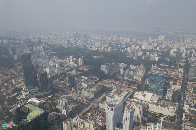 Bầu trời mịt mù khói bụi vào thời điểm TP.HCM ô nhiễm thứ 4 thế giới ảnh 2