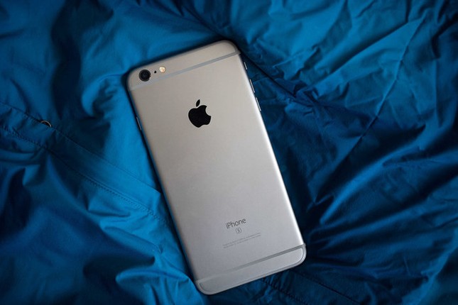 Những chiếc điện thoại iPhone có thể bị cấm bán tại Nga vào năm tới ảnh 2