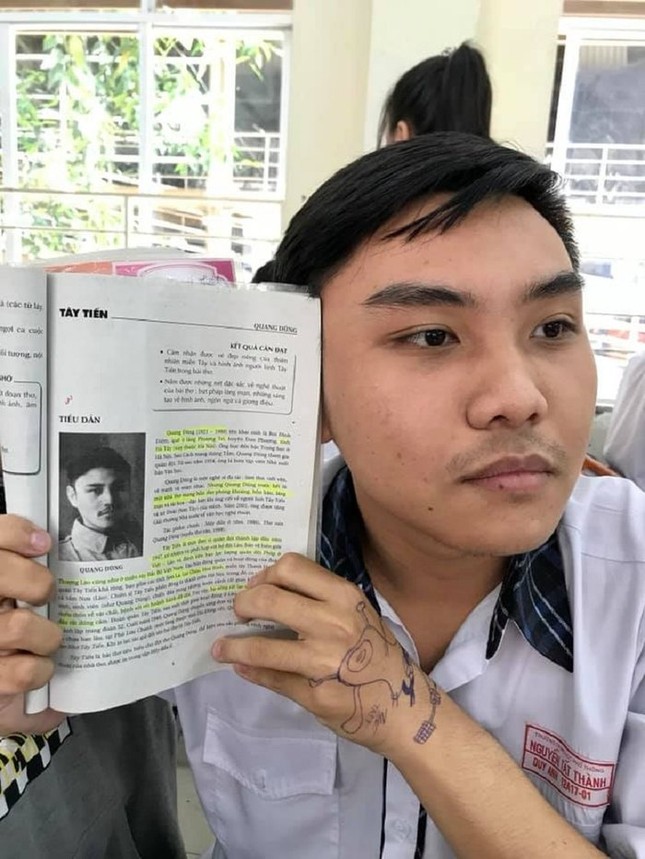 Trào lưu "bản sao" tác giả văn học của teen khiến cộng đồng mạng "bái phục" ảnh 5