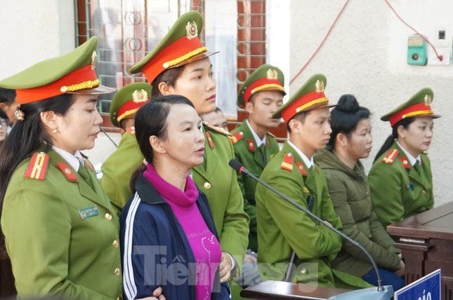 Mẹ "nữ sinh giao gà" mua bán heroin với nhóm giết con bị tuyên 20 năm tù ảnh 2