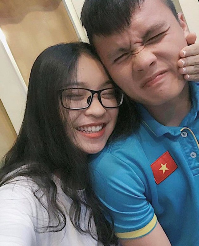 Nhật Lê bỗng muốn đi "hẹn hò" khi nghe Quang Hải bày tỏ "cần một tình yêu giản dị" ảnh 4