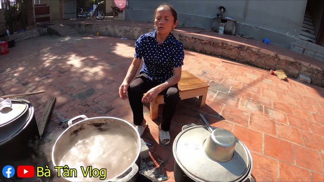 Làm thạch "siêu to khổng lồ", Bà Tân Vlog bị dân mạng phát hiện dùng "hình ảnh mang tính minh hoạ" ảnh 2