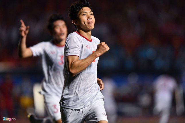 Khoảnh khắc người hùng của Đoàn Văn Hậu ở chung kết SEA Games ảnh 5
