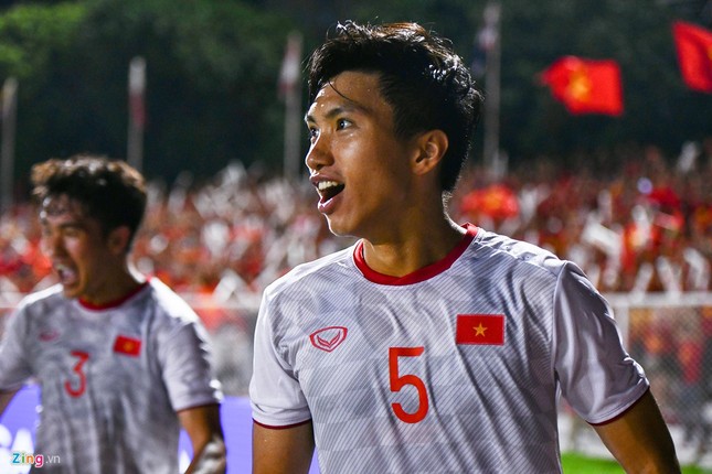 Khoảnh khắc người hùng của Đoàn Văn Hậu ở chung kết SEA Games ảnh 6