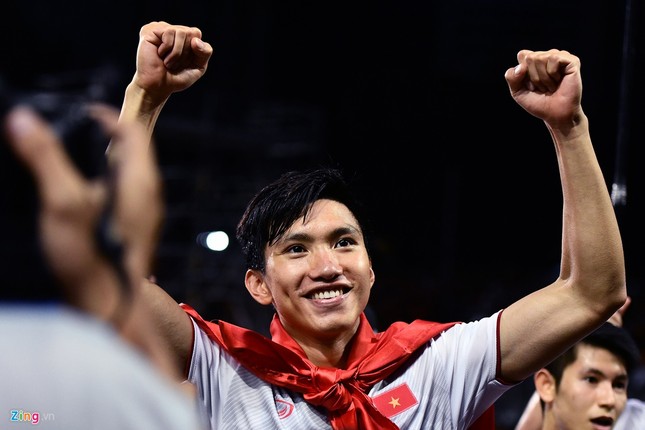 Khoảnh khắc người hùng của Đoàn Văn Hậu ở chung kết SEA Games ảnh 15