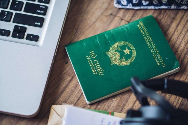 Việt Nam sẽ có hộ chiếu gắn chip điện tử vào năm 2020 và nó có gì khác biệt? ảnh 1