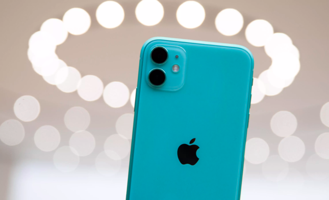 iPhone 11 giảm giá tại Việt Nam trên cả thị trường chính hãng và xách tay ảnh 2