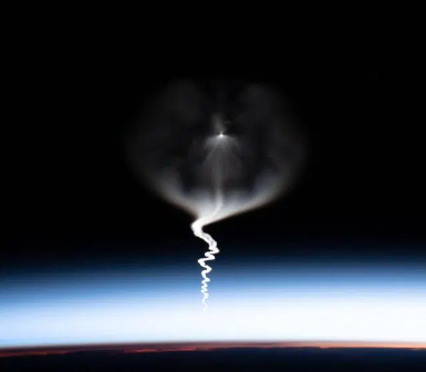 NASA công bố chùm ảnh ấn tượng mở đầu năm 2020 từ vệ tinh không gian ảnh 10