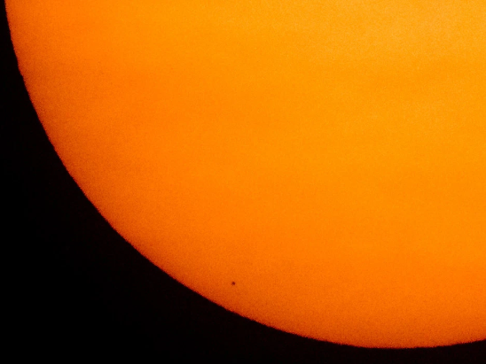 NASA công bố chùm ảnh ấn tượng mở đầu năm 2020 từ vệ tinh không gian ảnh 11