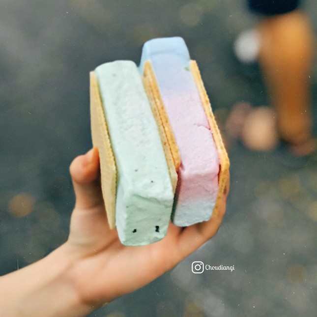 Món kem kẹp xuất xứ từ Singapore đang hút giới trẻ Sài thành ảnh 9