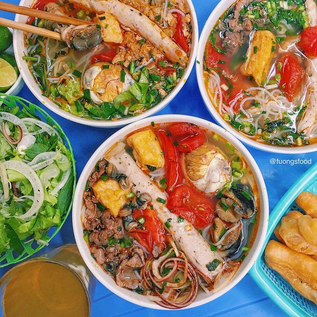 Ngoài riêu, giò, bò, bún ốc giờ còn thêm cả loạt topping này nữa ảnh 4