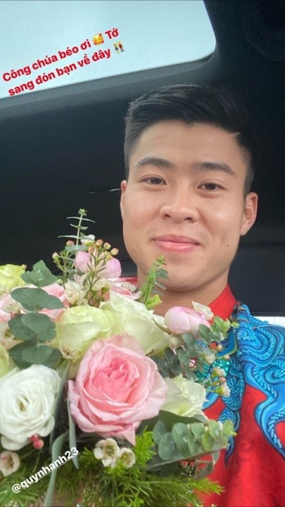 Duy Mạnh đăng ảnh trước lễ ăn hỏi, kèm lời nhắn: "Công chúa béo ơi, tớ sang đón bạn về đây!" ảnh 1