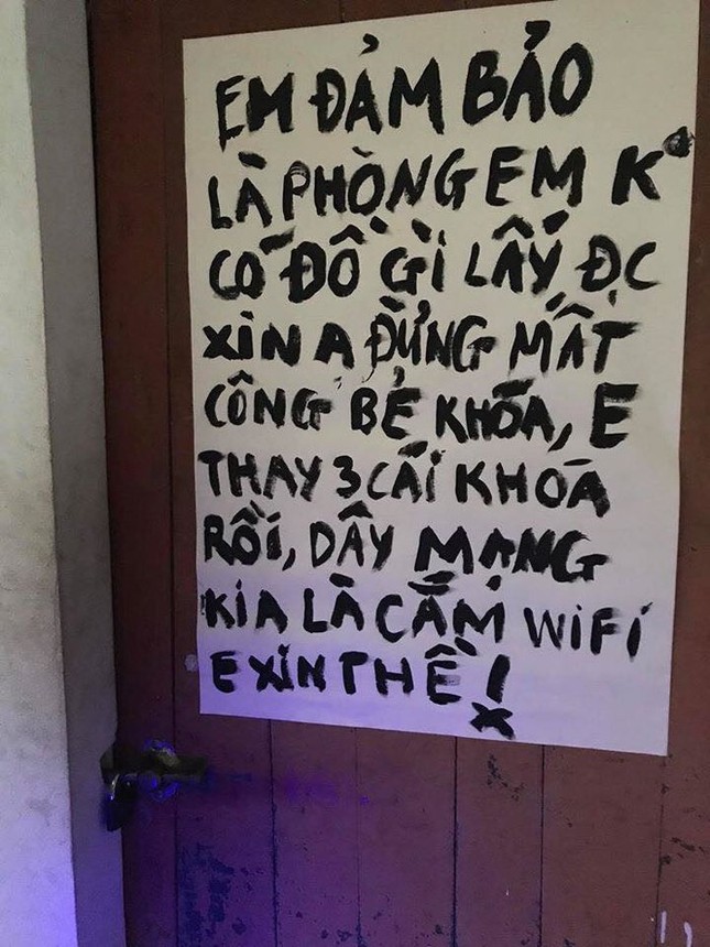 Về quê ăn Tết, nam sinh khóa cửa cẩn thận kèm theo lời nhắn gửi hài hước đến các tên trộm ảnh 1