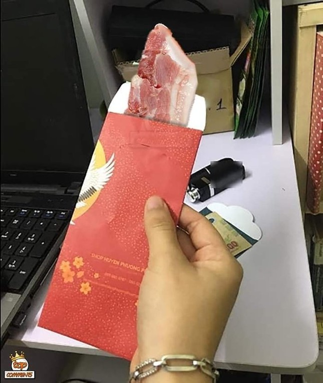 Các trường Đại học tặng quà Tết cho Sinh viên với loạt "siêu phẩm" khiến dân mạng trầm trồ ảnh 6