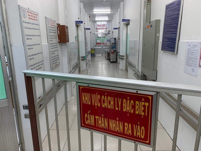 Tỉnh Quảng Nam cách ly nữ tiếp viên hàng không nghi bị nhiễm virus corona ảnh 1