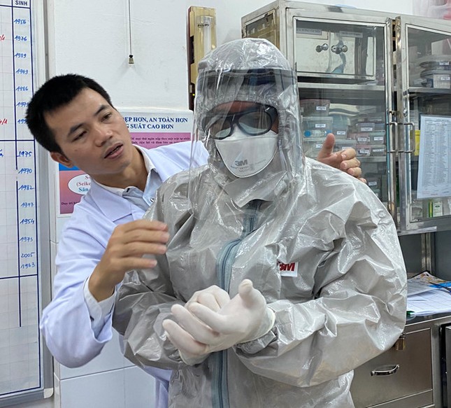 Có nhất thiết phải là khẩu trang N95? ảnh 2