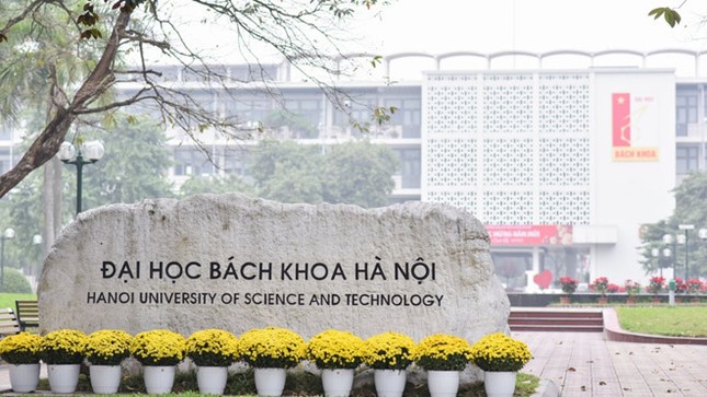 Trường đại học cho sinh viên nghỉ thêm 1 tuần phòng virus Corona ảnh 1
