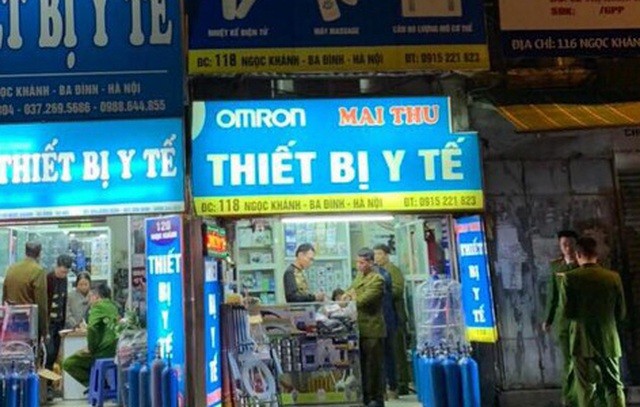 Hai cửa hàng bán khẩu trang giá "cắt cổ" bị phạt hàng chục triệu đồng ảnh 3