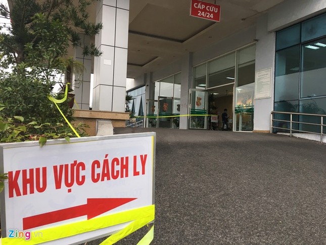 Một tài xế ở Hà Nội phải thở máy, viêm phổi nặng do virus ảnh 1