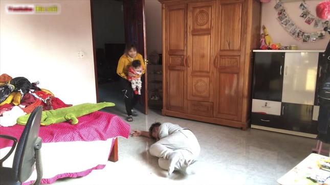 Trào lưu "giả vờ nhiễm virus corona" để câu like phản cảm của YouTuber Việt ảnh 1