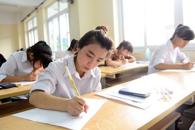 TP.HCM đề xuất dời kỳ thi THPT Quốc gia 2020 đến cuối tháng 7 ảnh 1
