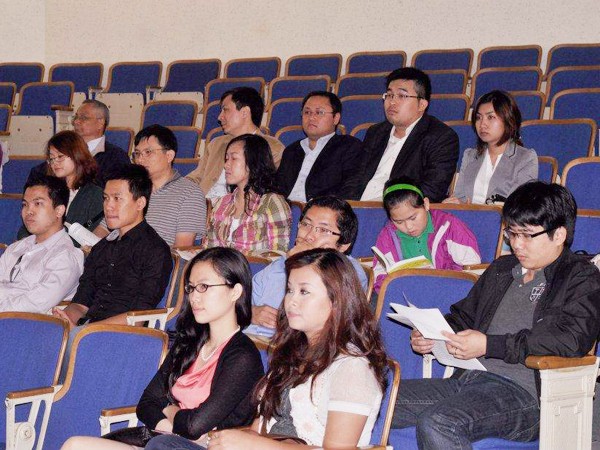 Lưu học sinh Việt dự Hội thảo biển Đông tại ĐH Harvard