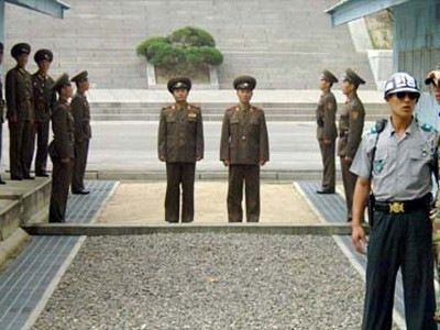 Triều Tiên cảnh báo trả đũa quân sự tổng lực Hàn Quốc